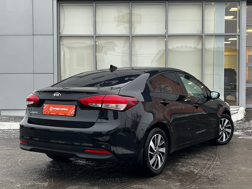 kia-cerato-2017-60-4