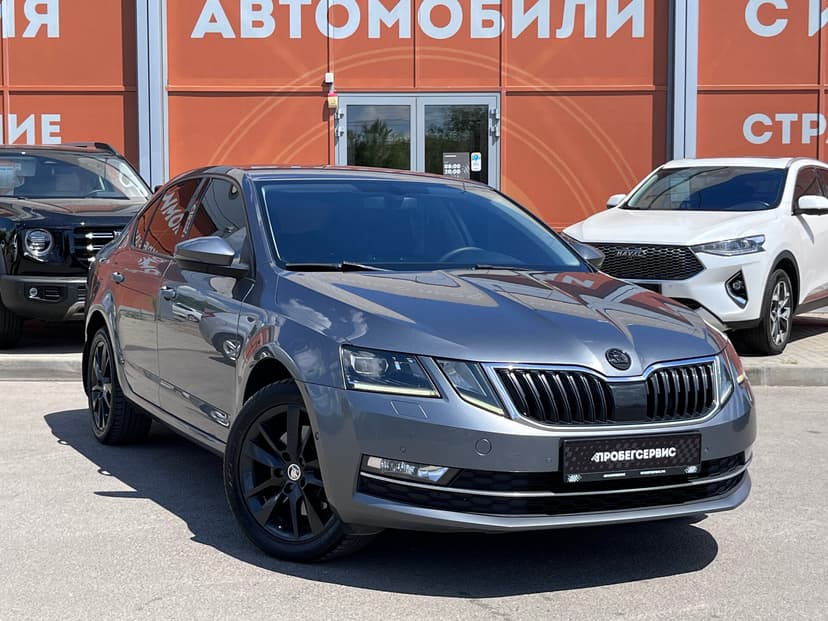 Skoda Octavia с пробегом, 2017 год, Волгоград, 1.8 бензин, Робот - вид 3