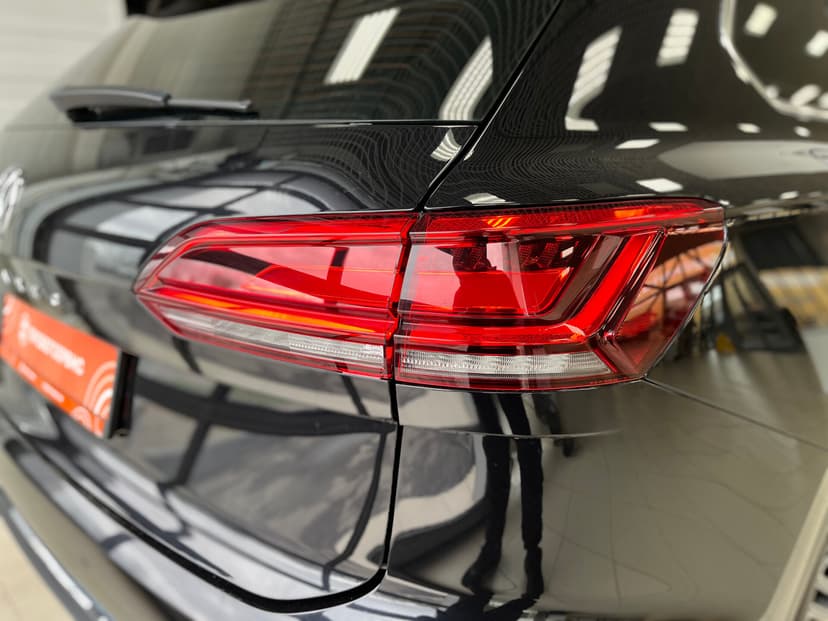 volkswagen-touareg-2020-1420-8