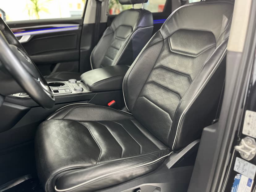 volkswagen-touareg-2020-1420-22