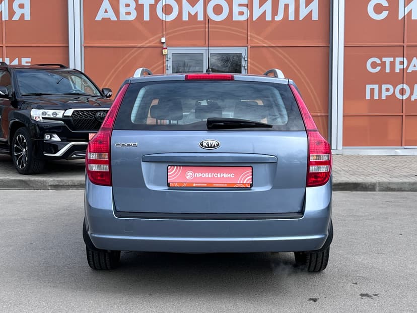 kia-ceed-2008-1411-5