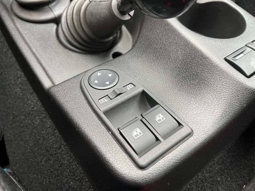 ваз (lada)-niva legend-2023-558-17