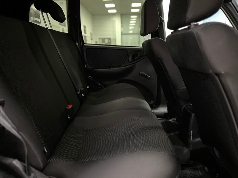 ваз (lada)-niva travel-2023-1045-24