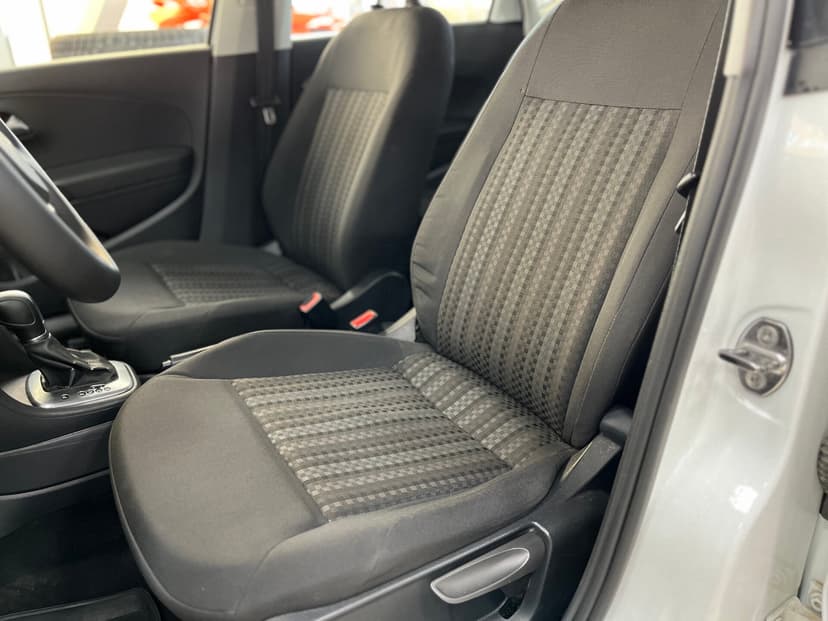 volkswagen-polo-2019-1396-21