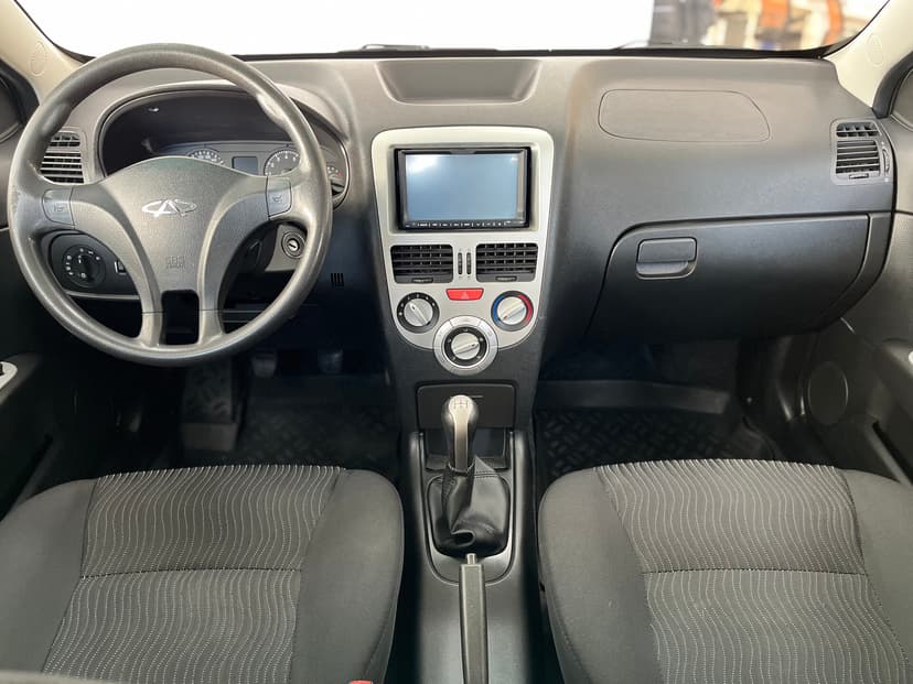 chery-very-2012-1275-8