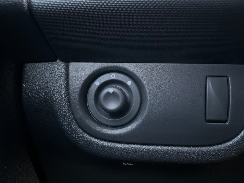 renault-sandero-2016-943-18