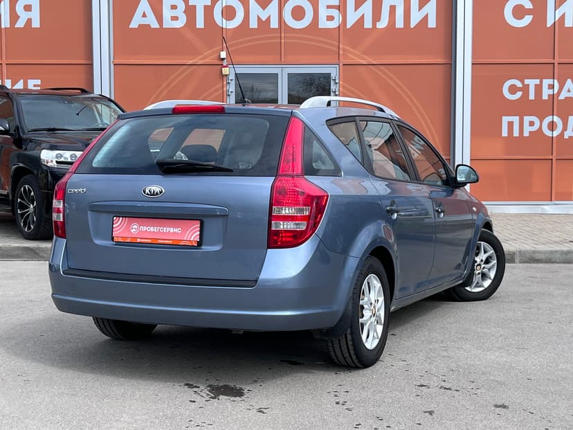 kia-ceed-2008-1411-4