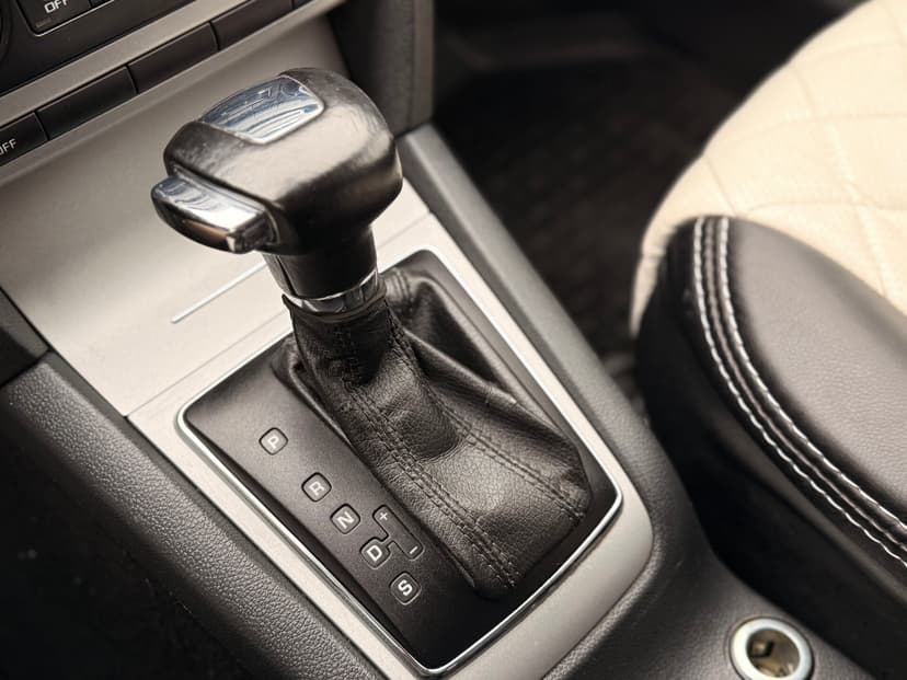 skoda-octavia-2012-856-16