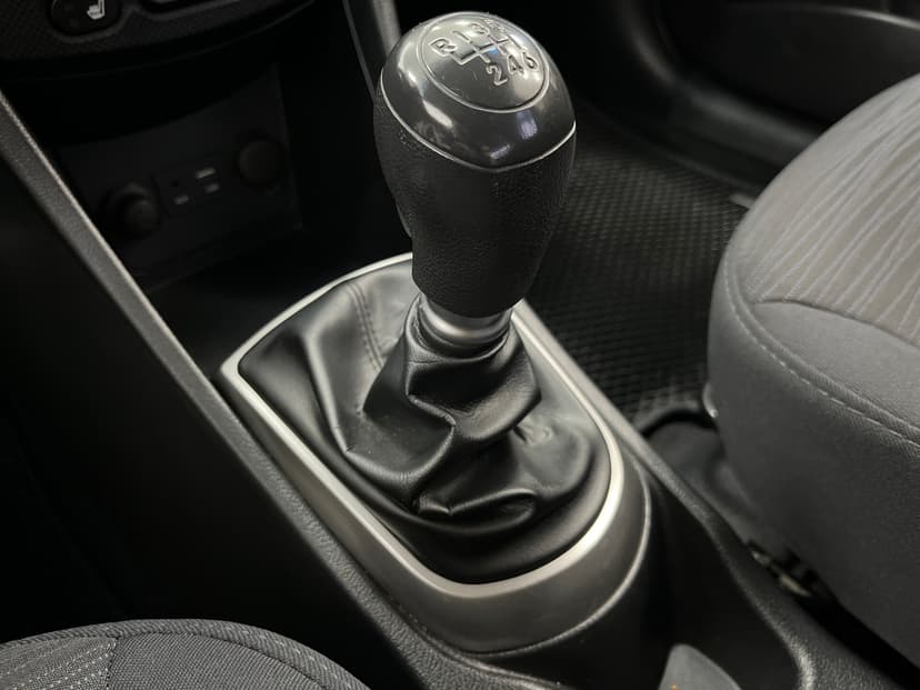 Hyundai Solaris с пробегом, 2016 год, Волгоград, 1.6 бензин, Механика - вид 16