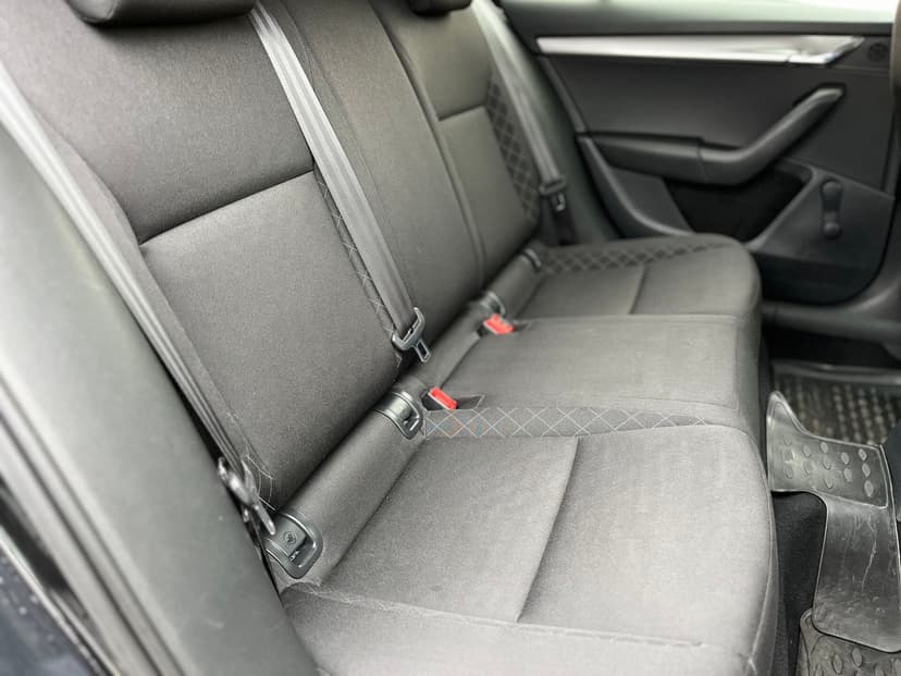 skoda-octavia-2017-1399-25