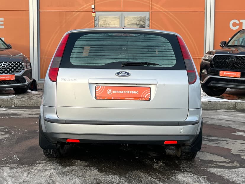 ford-focus-2006-1055-5