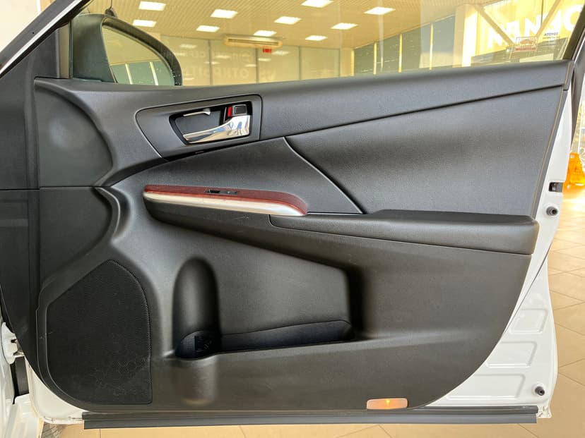 Toyota Camry с пробегом, 2014 год, Волгоград, 2.5 бензин, Автомат - вид 25