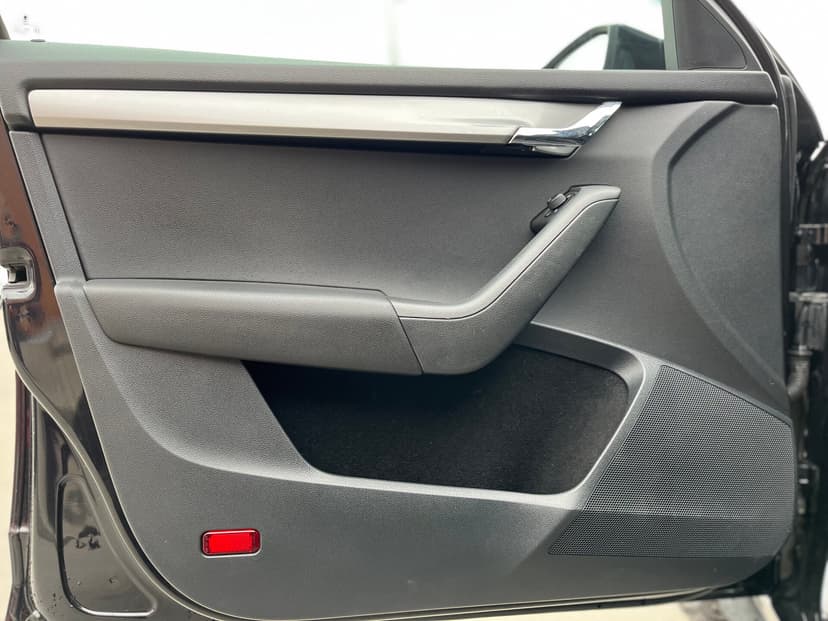 skoda-octavia-2017-1399-22