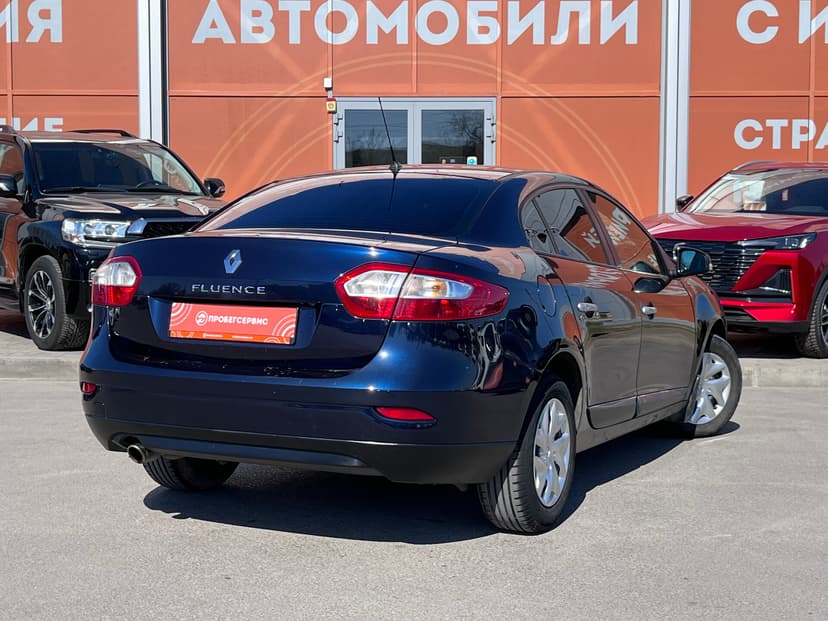 renault-fluence-2012-1398-4