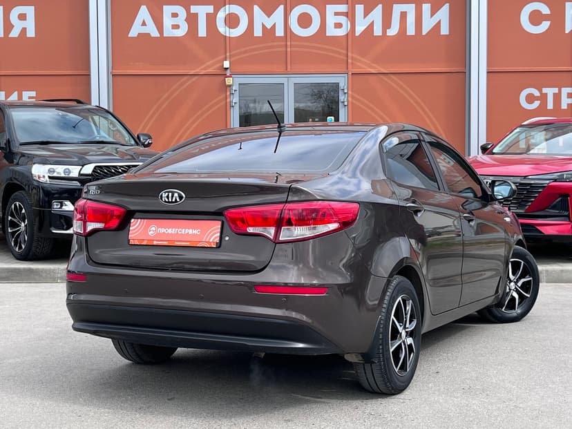 kia-rio-2015-1400-4