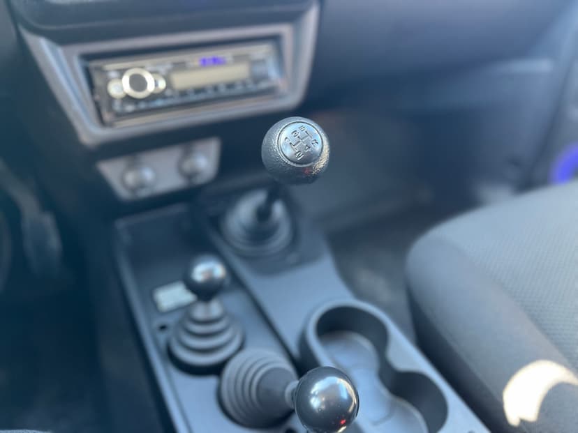 ваз (lada)-niva legend-2025-1261-15