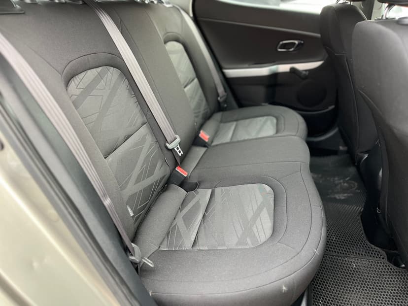 KIA Ceed с пробегом, 2015 год, Волгоград, 1.6 бензин, Механика - вид 25