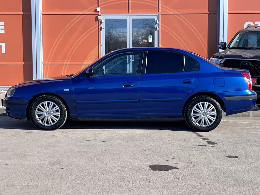 hyundai-elantra-2004-1218-7