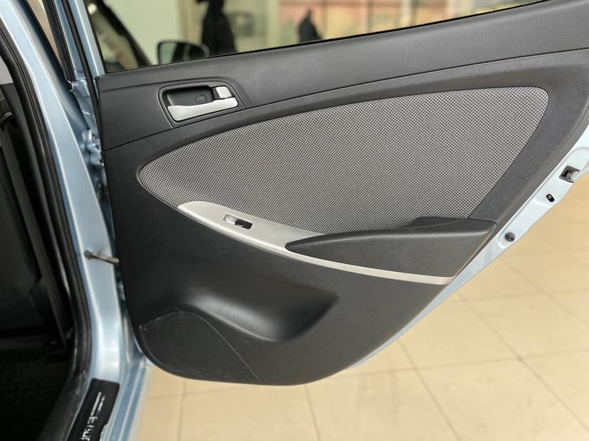 Hyundai Solaris с пробегом, 2011 год, Волгоград, 1.6 бензин, Автомат - вид 23
