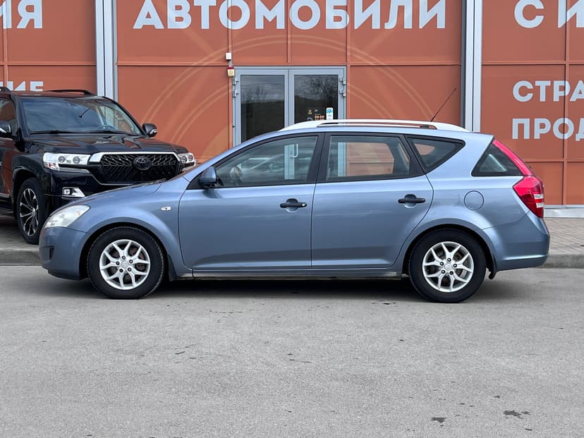 kia-ceed-2008-1411-7