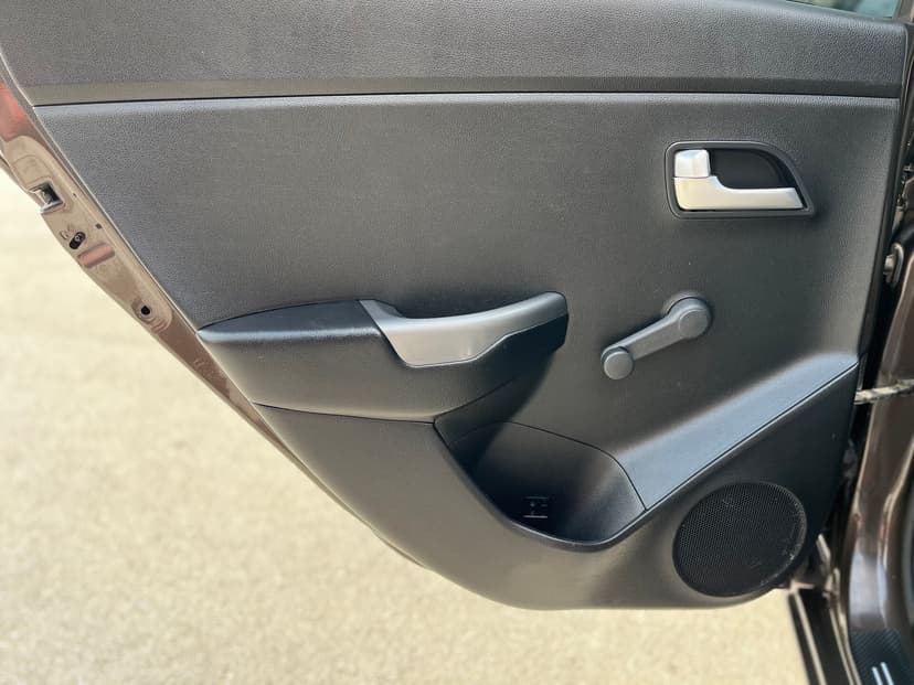 kia-rio-2015-1400-24