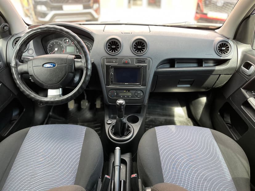 Ford Fusion с пробегом, 2007 год, Волгоград, 1.4 бензин, Механика - вид 9