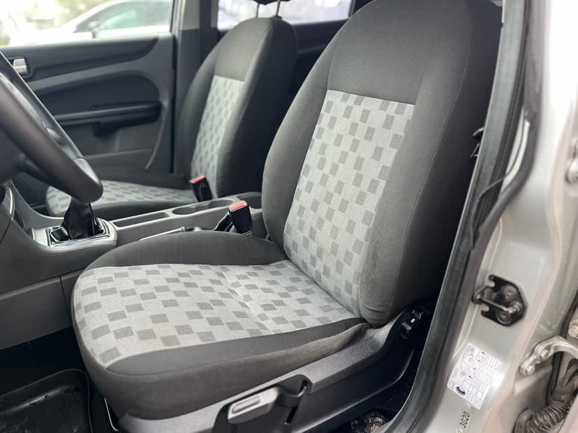 Ford Focus с пробегом, 2008 год, Волгоград, 2.0 бензин, Механика - вид 16