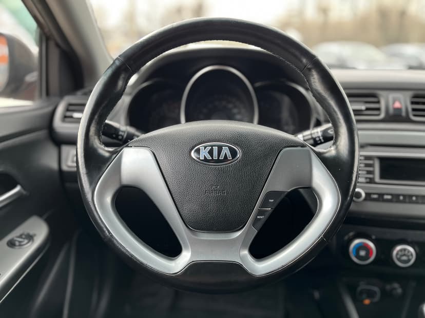 kia-rio-2015-1400-9