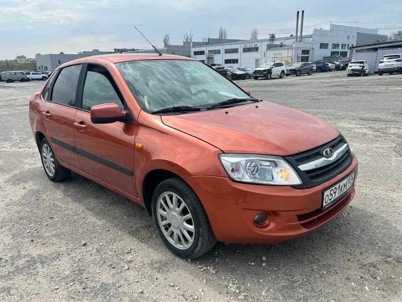 ВАЗ (LADA) Granta с пробегом, 2014 год, Волгоград, 1.6 бензин, Автомат