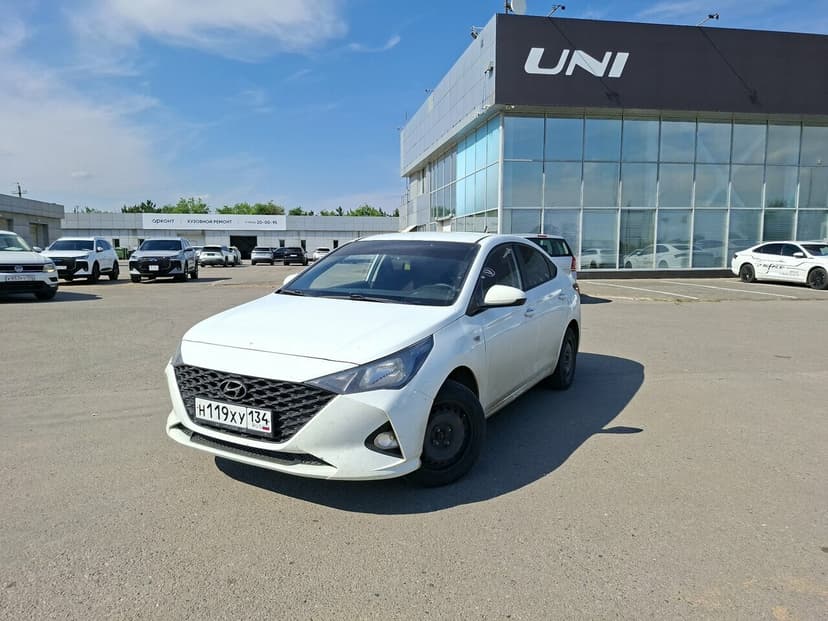 Hyundai Solaris с пробегом, 2020 год, Волгоград, 1.6 бензин, Механика