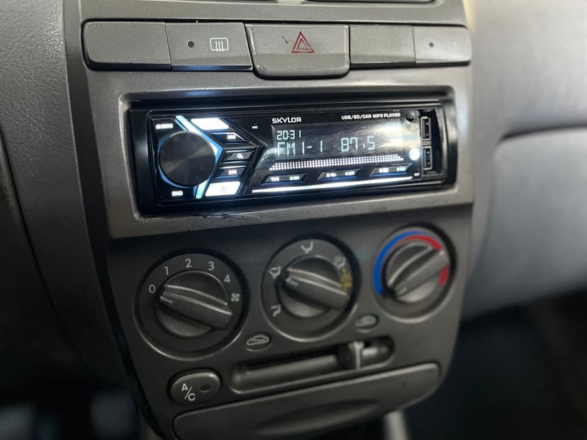 Hyundai Accent с пробегом, 2004 год, Волгоград, 1.5 бензин, Механика - вид 11