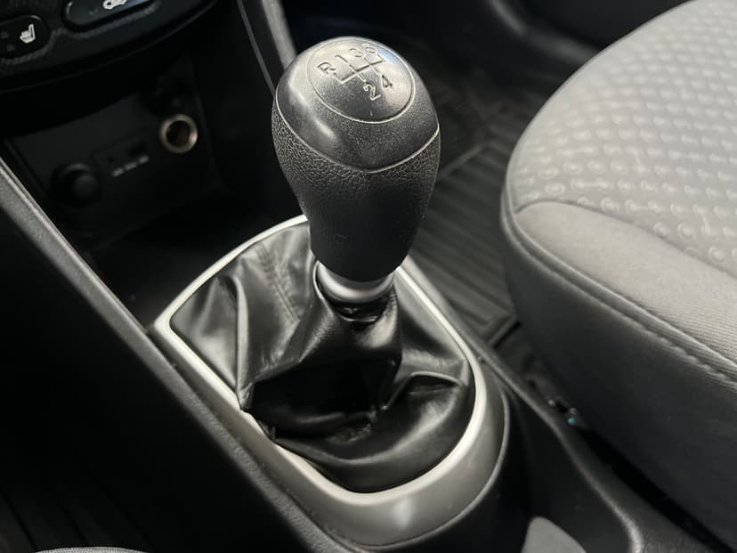 Hyundai Solaris с пробегом, 2012 год, Волгоград, 1.4 бензин, Механика - вид 16