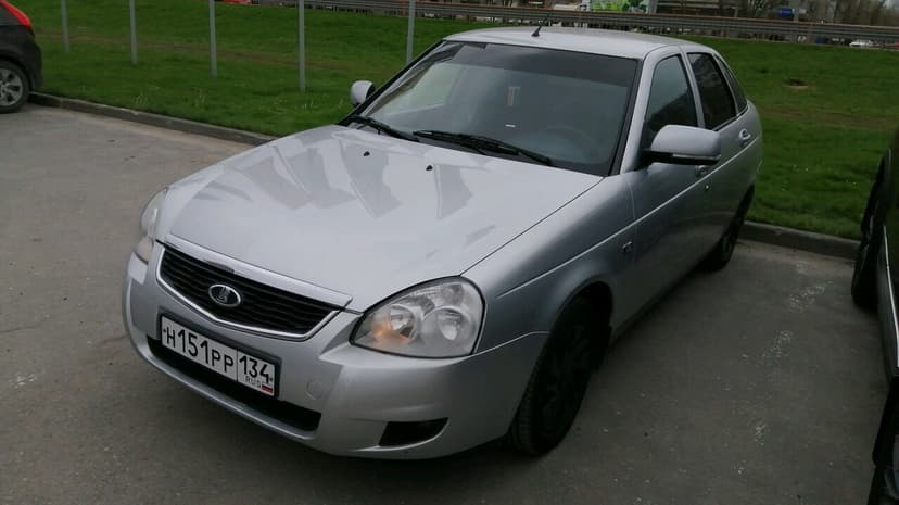 ВАЗ (LADA) Priora с пробегом, 2011 год, Волгоград, 1.6 бензин, Механика