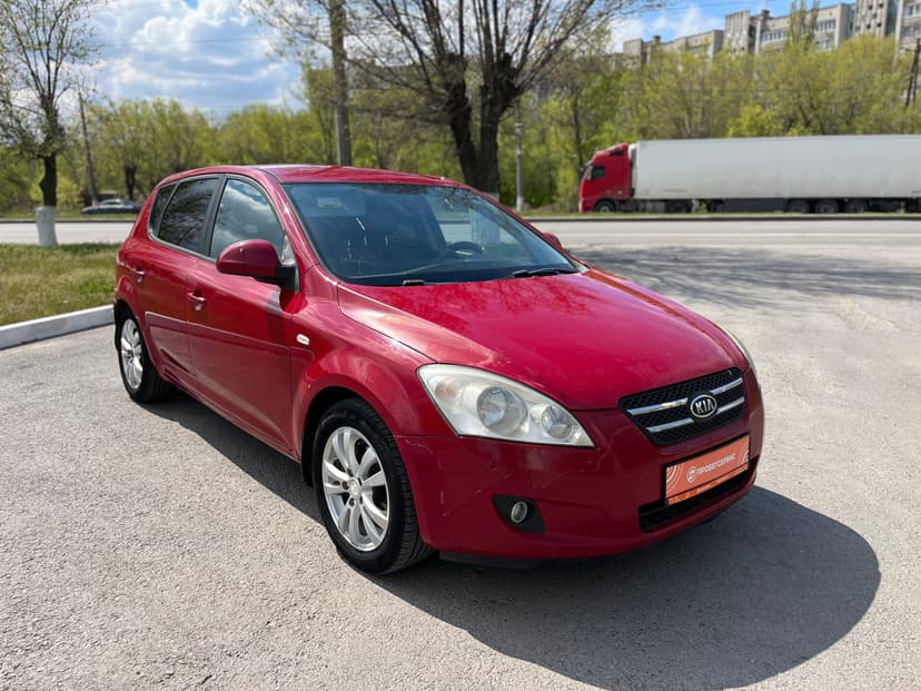 KIA Ceed с пробегом, 2008 год, Волгоград, 1.6 дизель, Механика - вид 3