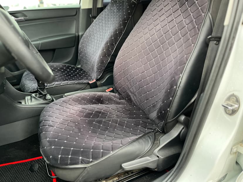 skoda-rapid-2014-1397-17