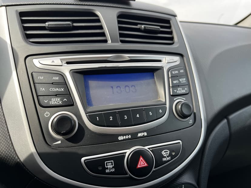 Hyundai Solaris с пробегом, 2013 год, Волгоград, 1.6 бензин, Автомат - вид 14
