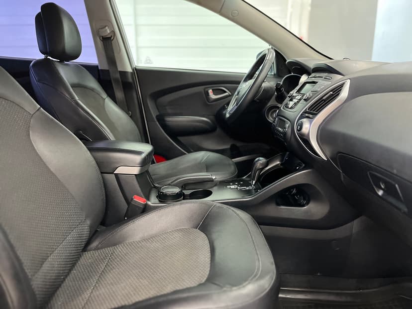 Hyundai ix35 с пробегом, 2011 год, Волгоград, 2.0 бензин, Автомат - вид 20