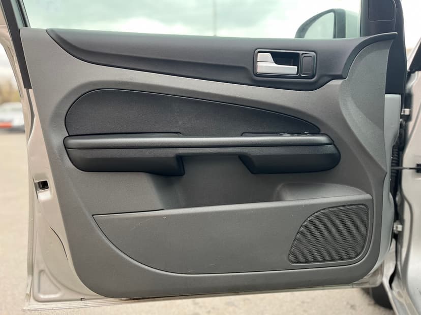 Ford Focus с пробегом, 2008 год, Волгоград, 2.0 бензин, Механика - вид 18