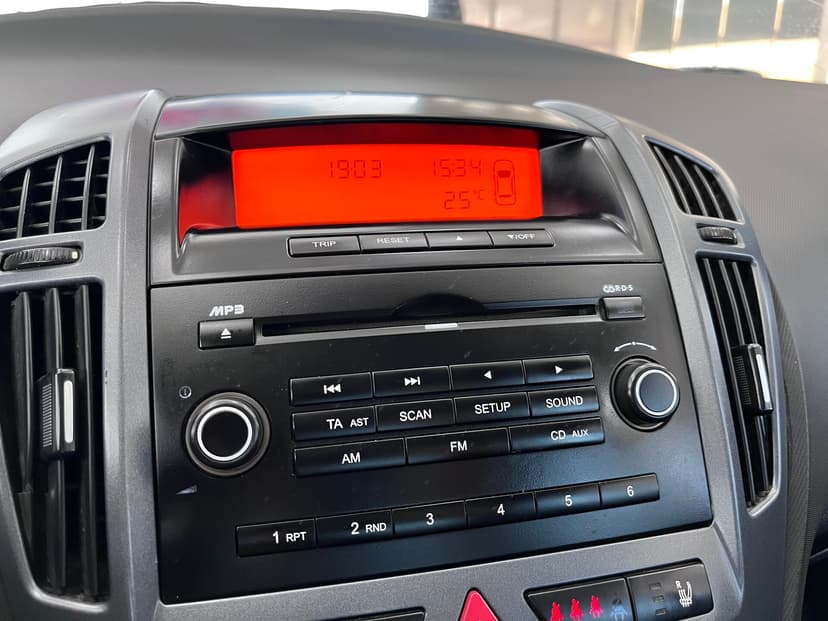 KIA Ceed с пробегом, 2008 год, Волгоград, 1.6 дизель, Механика - вид 12