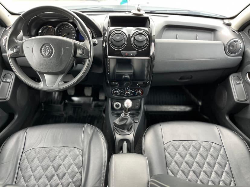 renault-duster-2016-1321-10