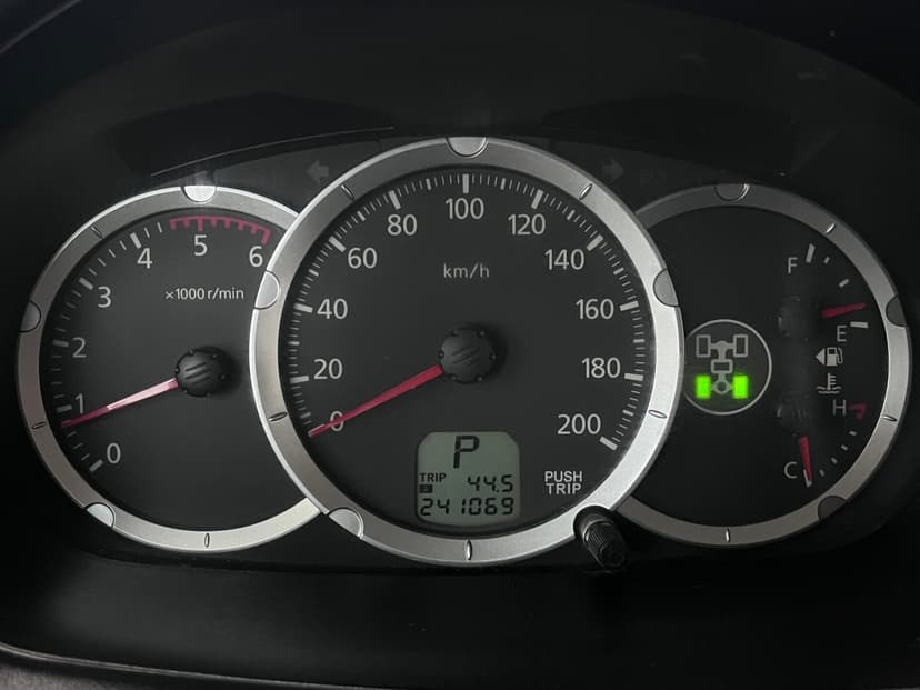 mitsubishi-l200-2011-1413-2