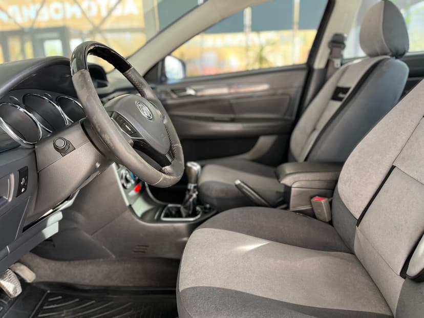 Dongfeng H30 Cross с пробегом, 2015 год, Волгоград, 1.6 бензин, Механика - вид 17