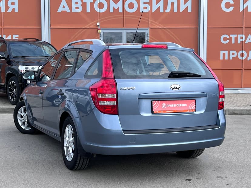 kia-ceed-2008-1411-6