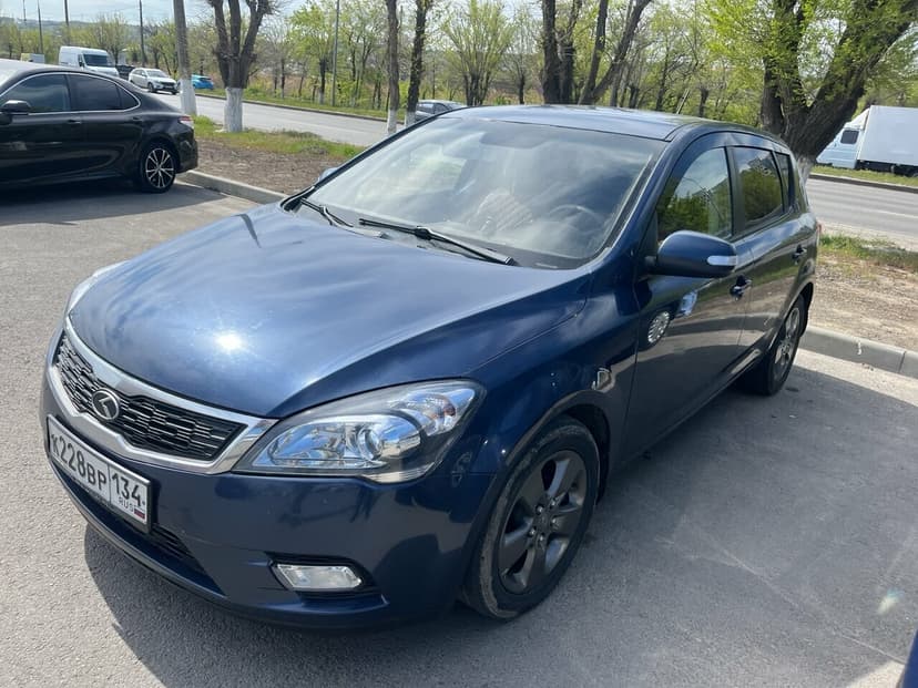 KIA Ceed с пробегом, 2010 год, Волгоград, 1.4 бензин, Механика
