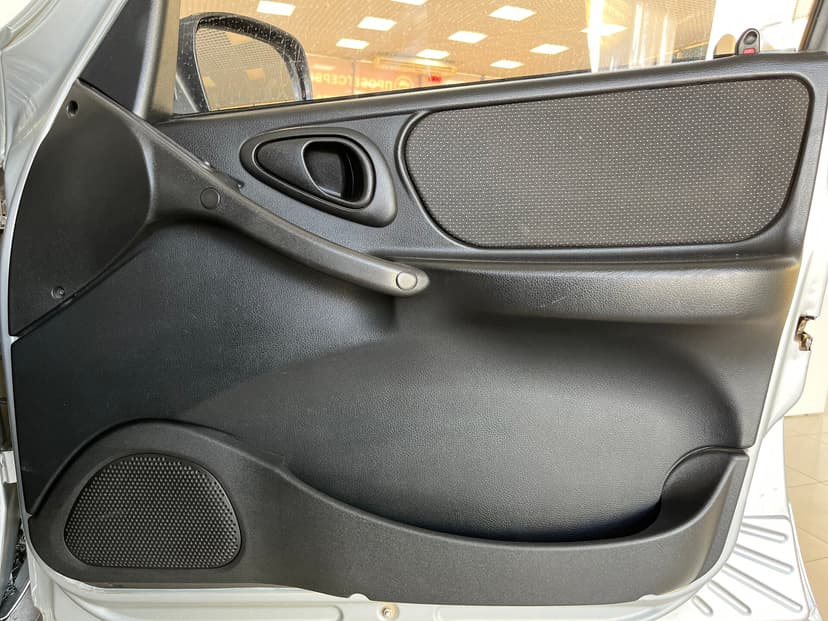 Chevrolet Niva с пробегом, 2013 год, Волгоград, 1.7 бензин, Механика - вид 18