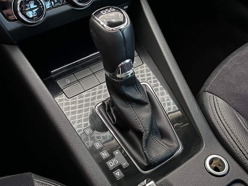 Skoda Octavia с пробегом, 2017 год, Волгоград, 1.8 бензин, Робот - вид 21