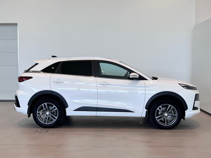 JAC JS6 с пробегом, 2022 год, Волгоград, 1.5 бензин, Робот - вид 4