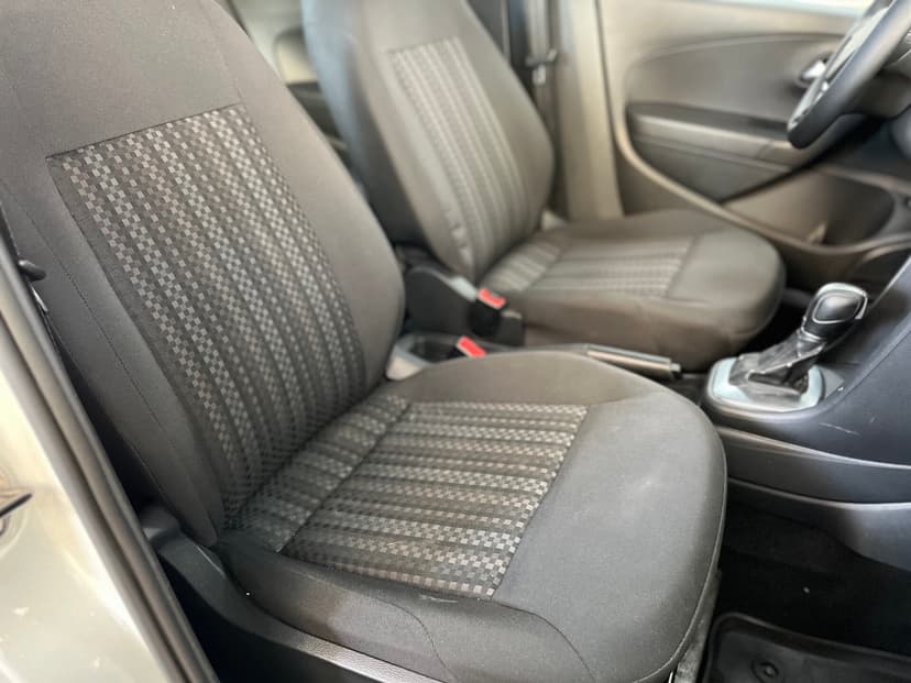 volkswagen-polo-2019-1396-22