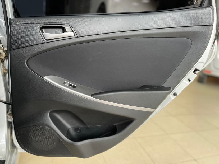 Hyundai Solaris с пробегом, 2016 год, Волгоград, 1.6 бензин, Механика - вид 25