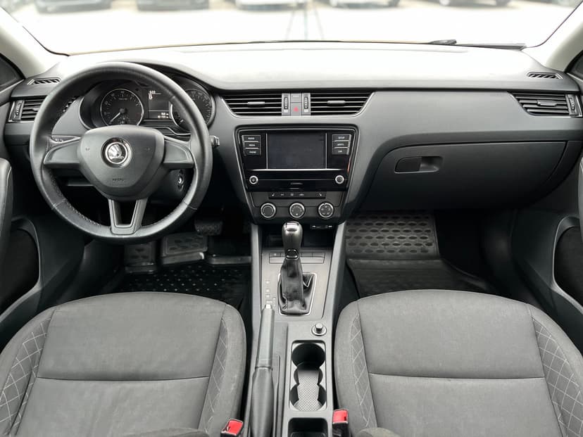 skoda-octavia-2017-1399-10